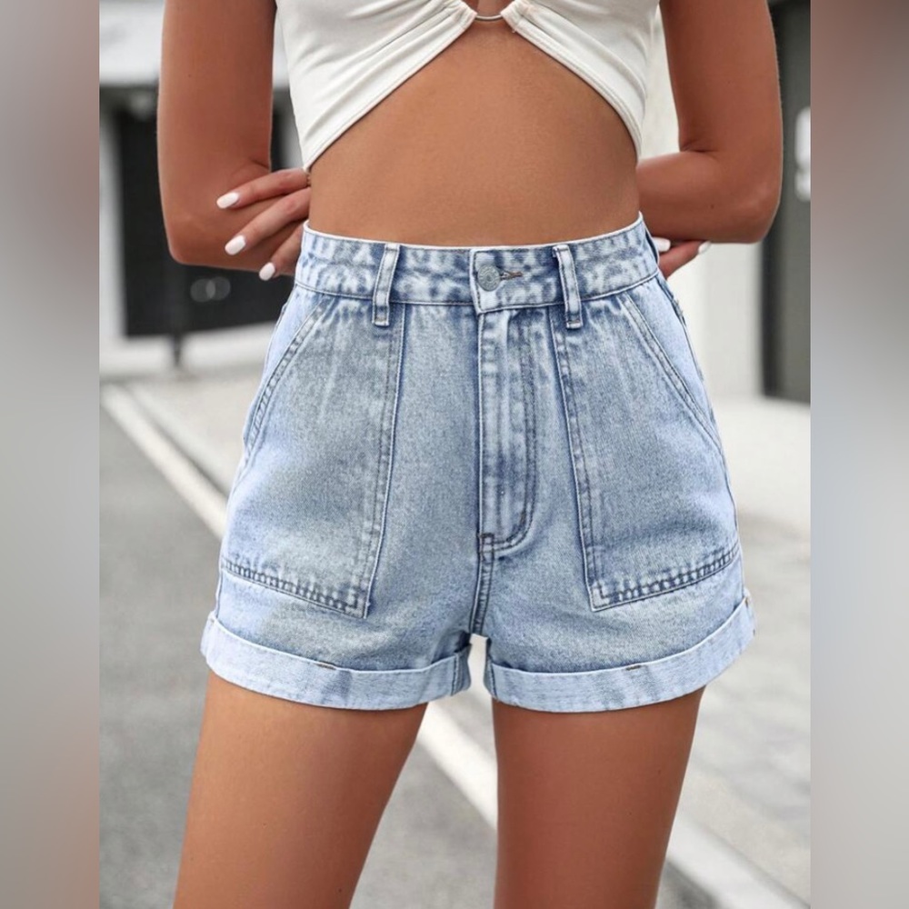 SHEIN Frenchy Paperbag Waist Roll Up Hem Denim Shorts